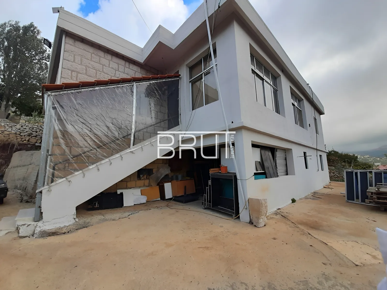 Land for Sale in Kfardebian