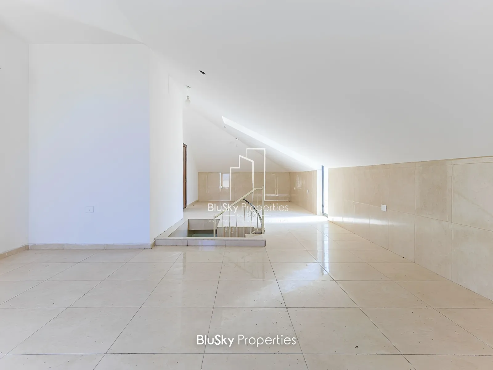 Duplex for Sale in Mansourieh