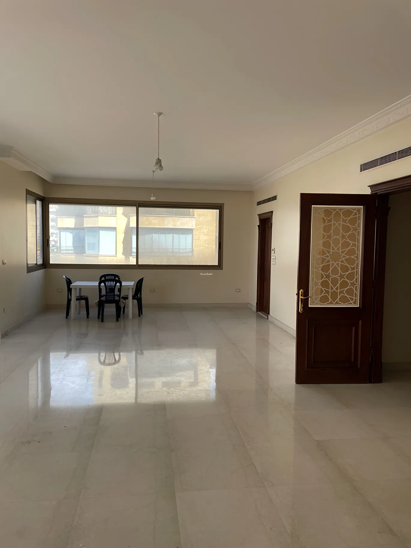 Apartment for sale in Jnah