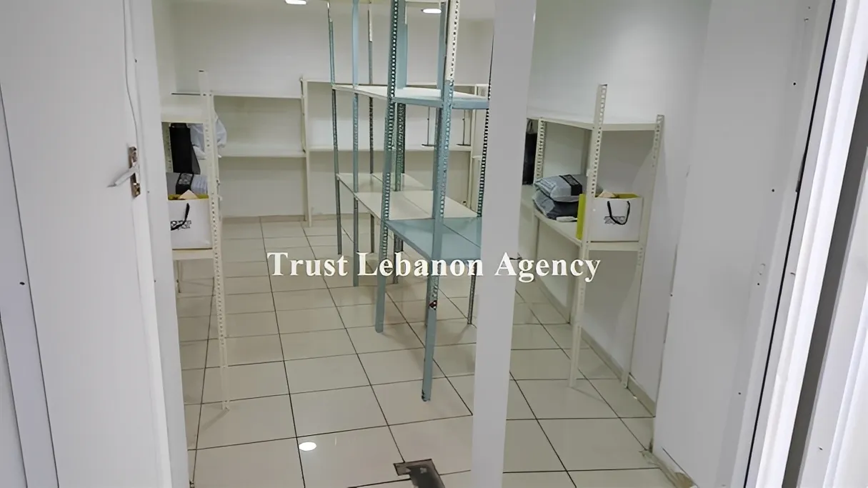 Shop for rent in Keserwan, Jounieh