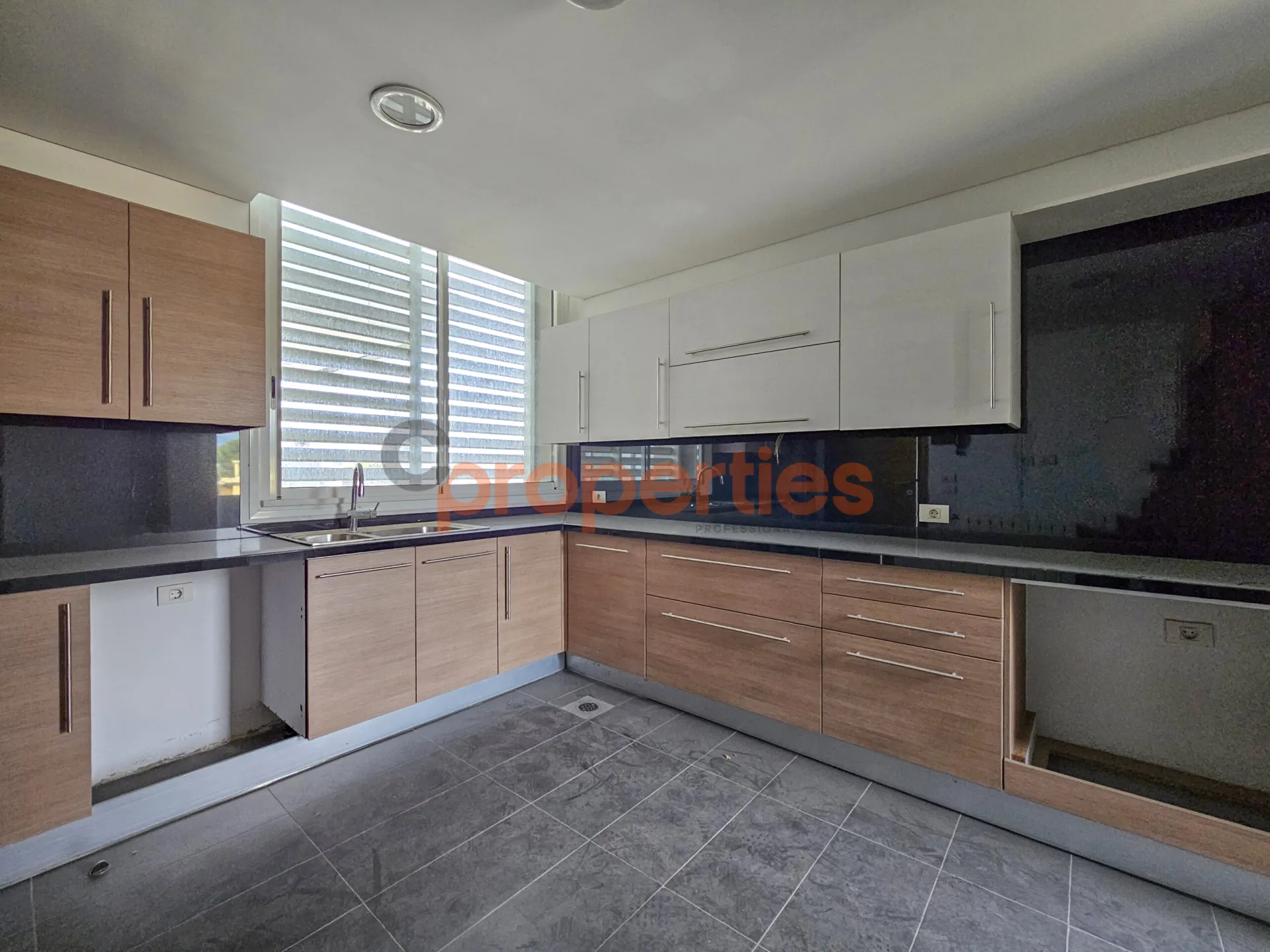 Apartment for Sale in Achrafieh