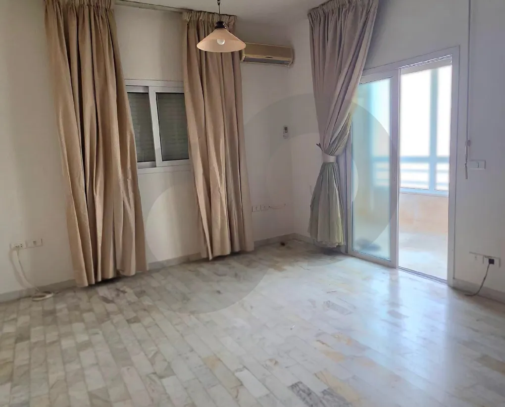 Building for Rent in Kfar Hbab