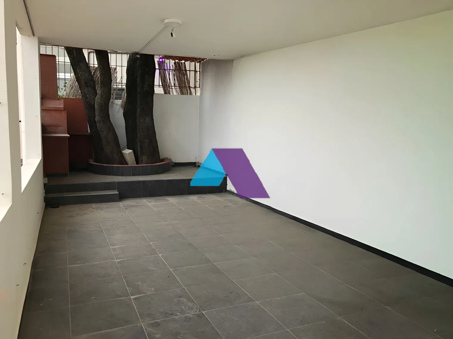 Chalet for sale in Aannaya