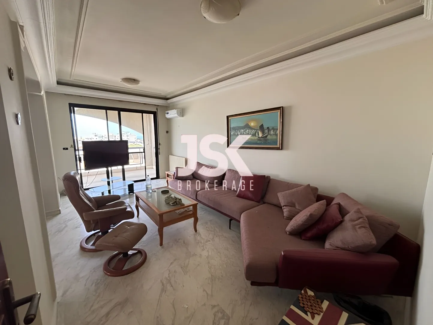 Apartment for rent in Aaoukar, Lebanon - 4 bed, 4 bath