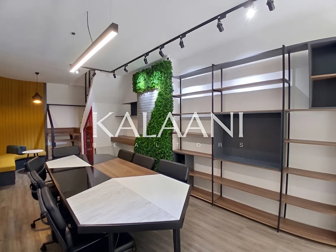 Office for sale in Ain El Remmaneh