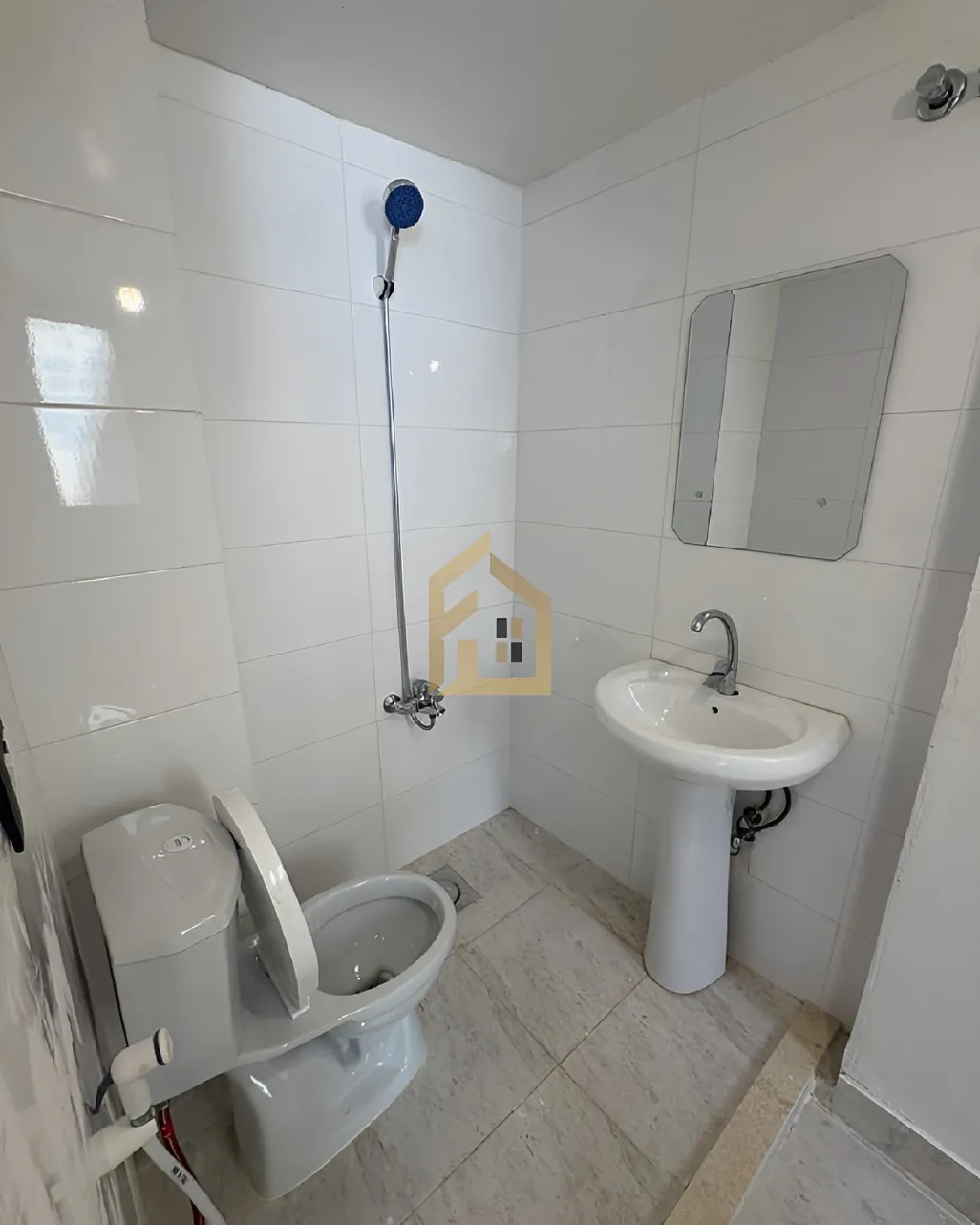 Apartment for rent in Corniche el Mazraa, Beirut, Lebanon