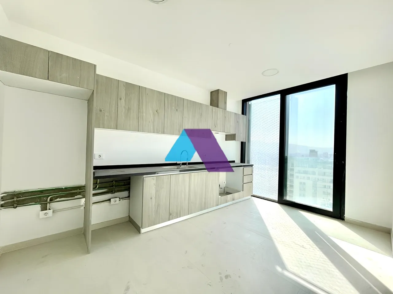 Apartment for Sale in Achrafieh - 2 bed, 2 bath