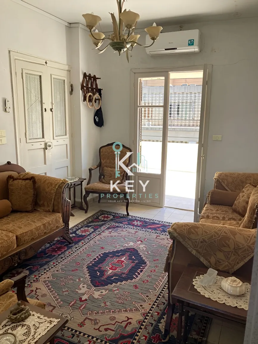 Apartment for rent in Tabariss, Bayrut, Lebanon - 2 bed, 1 bath