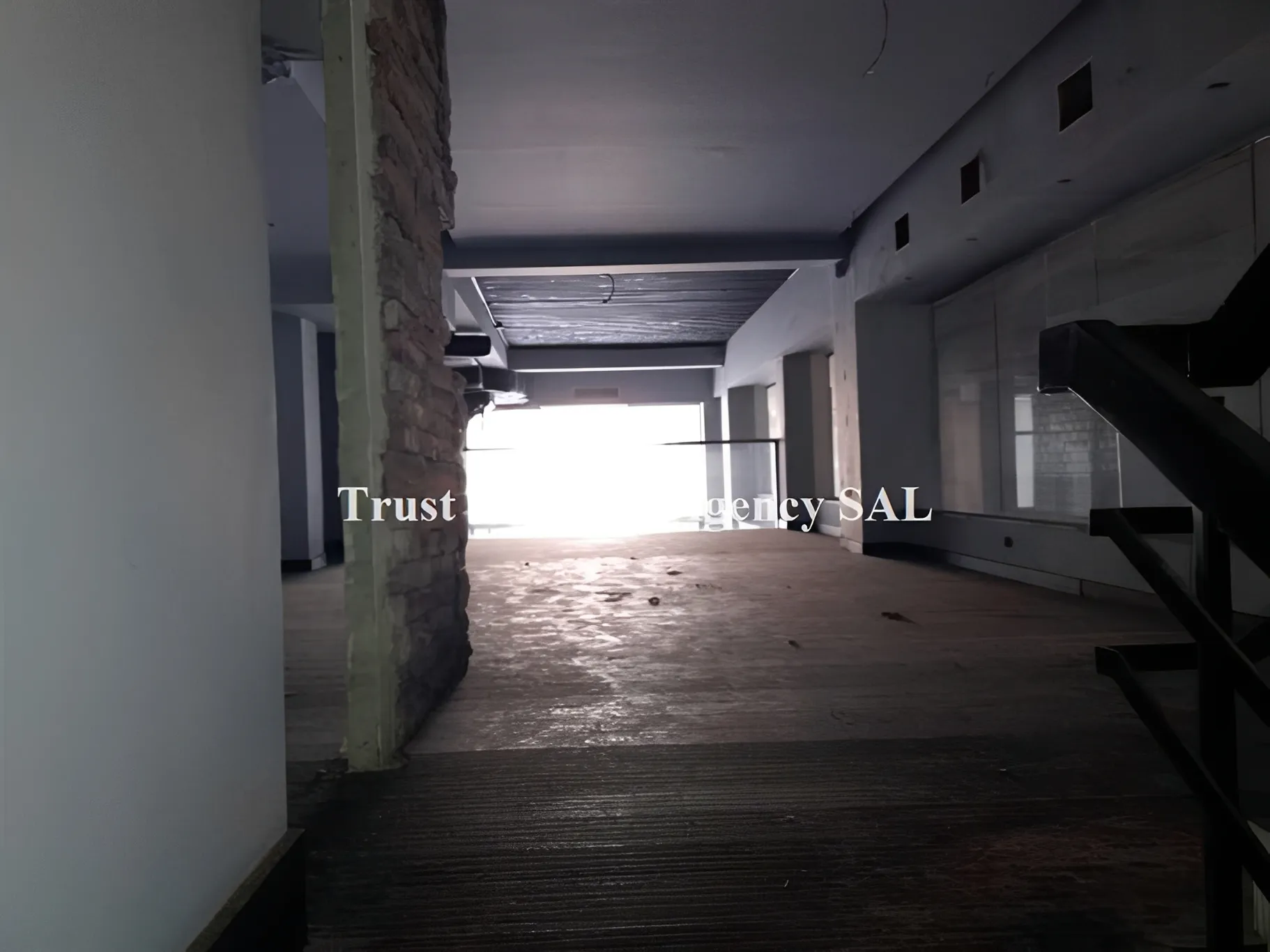 Restaurant For Rent in Beirut, Hamra