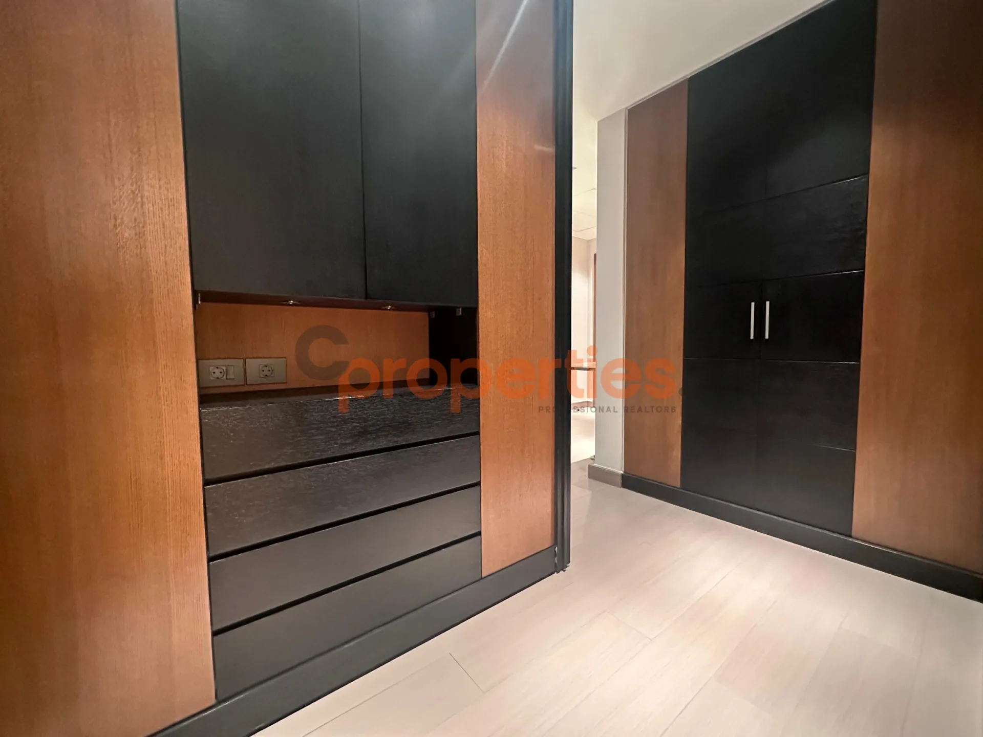 Apartment for Sale in Raoucheh