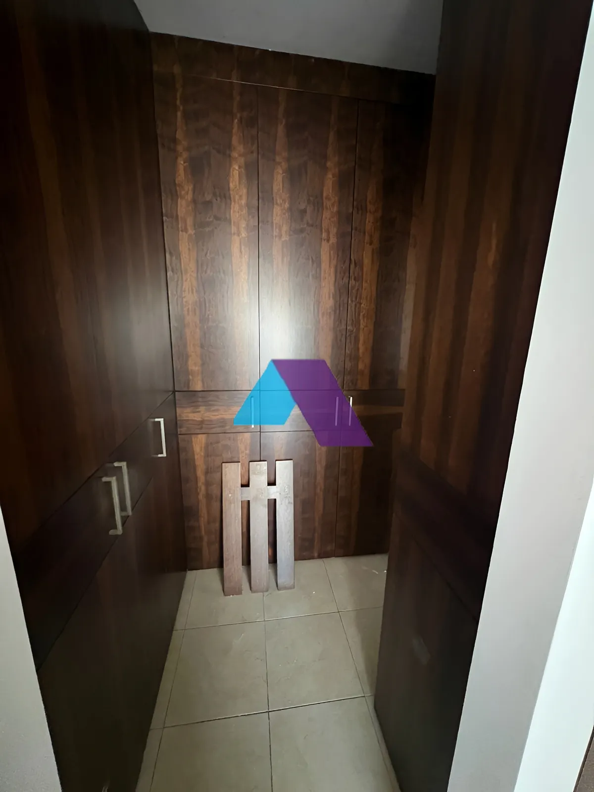 Apartment for Sale in Haret Sakher
