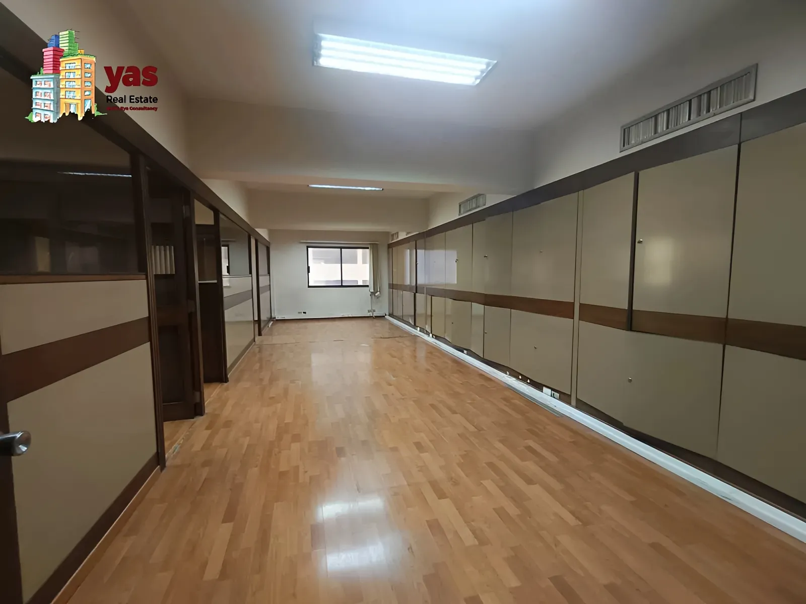 Office for rent in Daoura