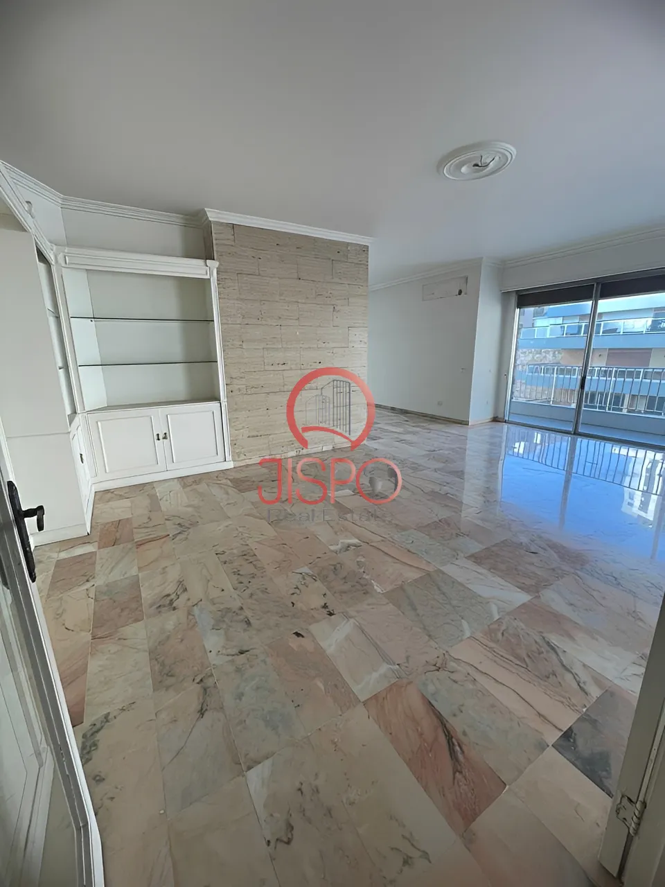 Apartment for Rent in Ain El Tineh