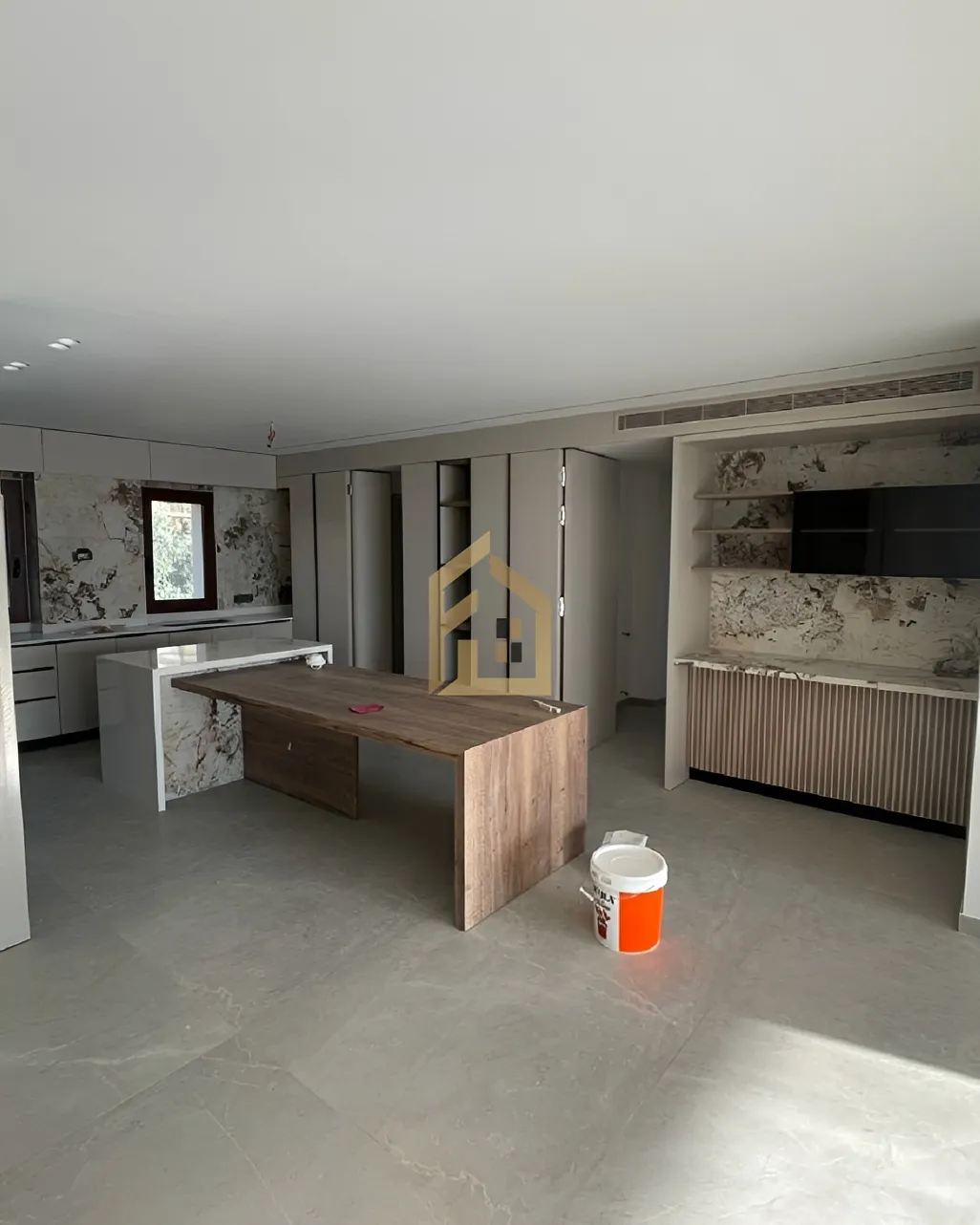 Apartment for rent in Bqennaya, Lebanon - 4 bed, 3 bath