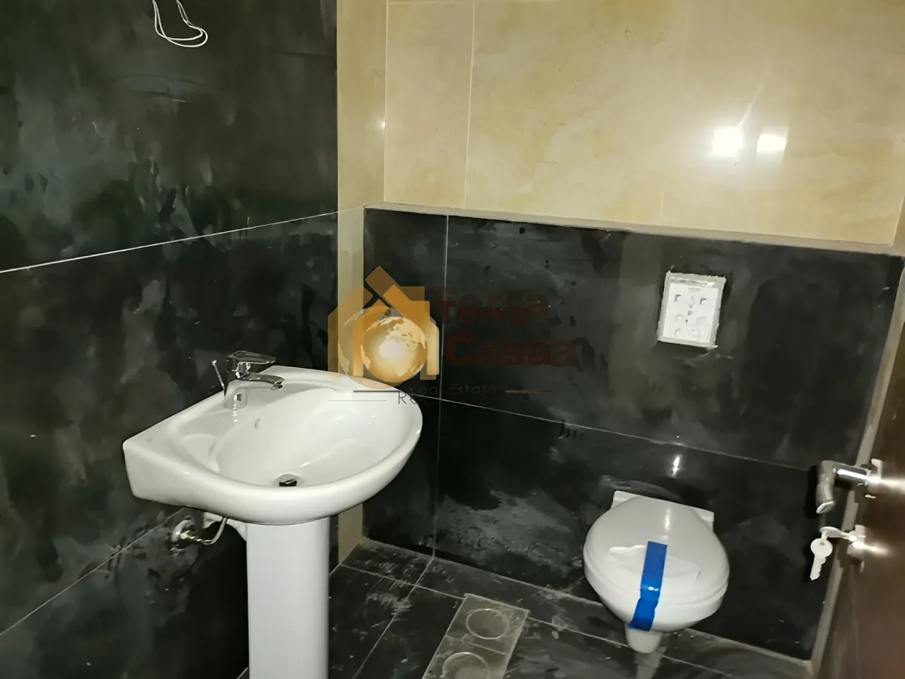 Apartment for sale in Ain Saadeh