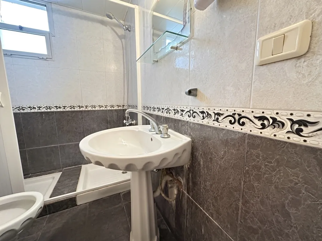 Apartment for sale in Tallet Khayat