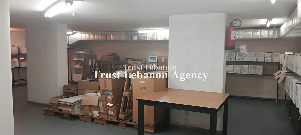 Office for sale in Mar Takla