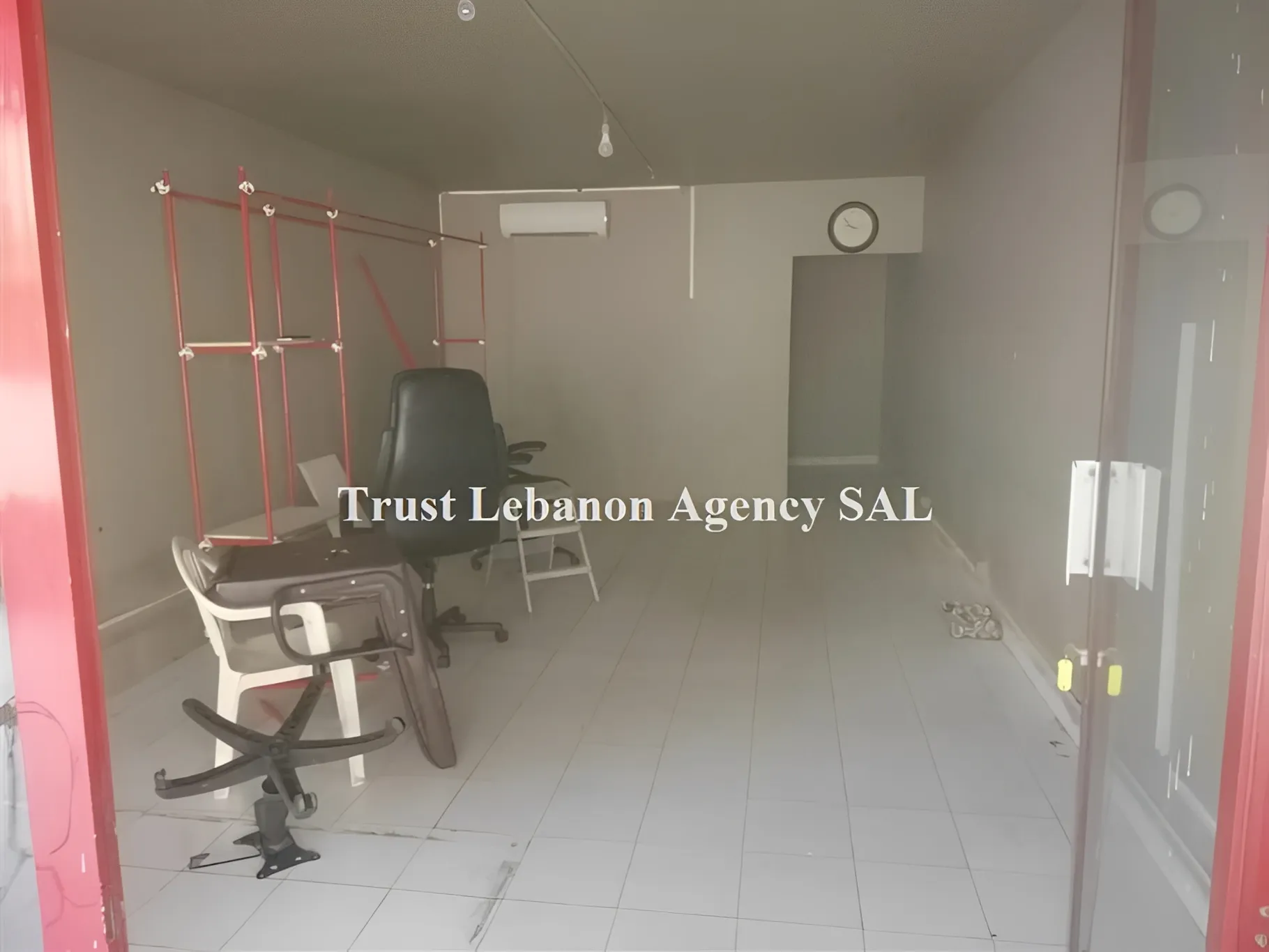 Shop for rent in Metn, Roumieh