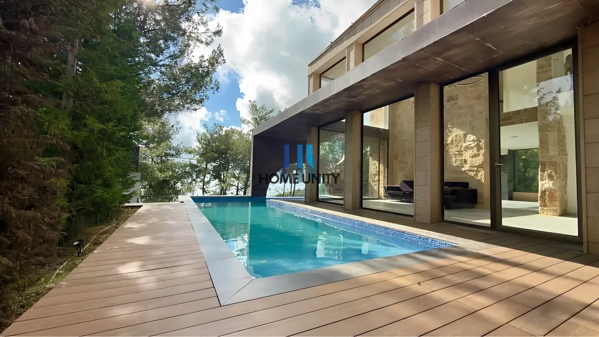 Villa for Sale in Shemlan