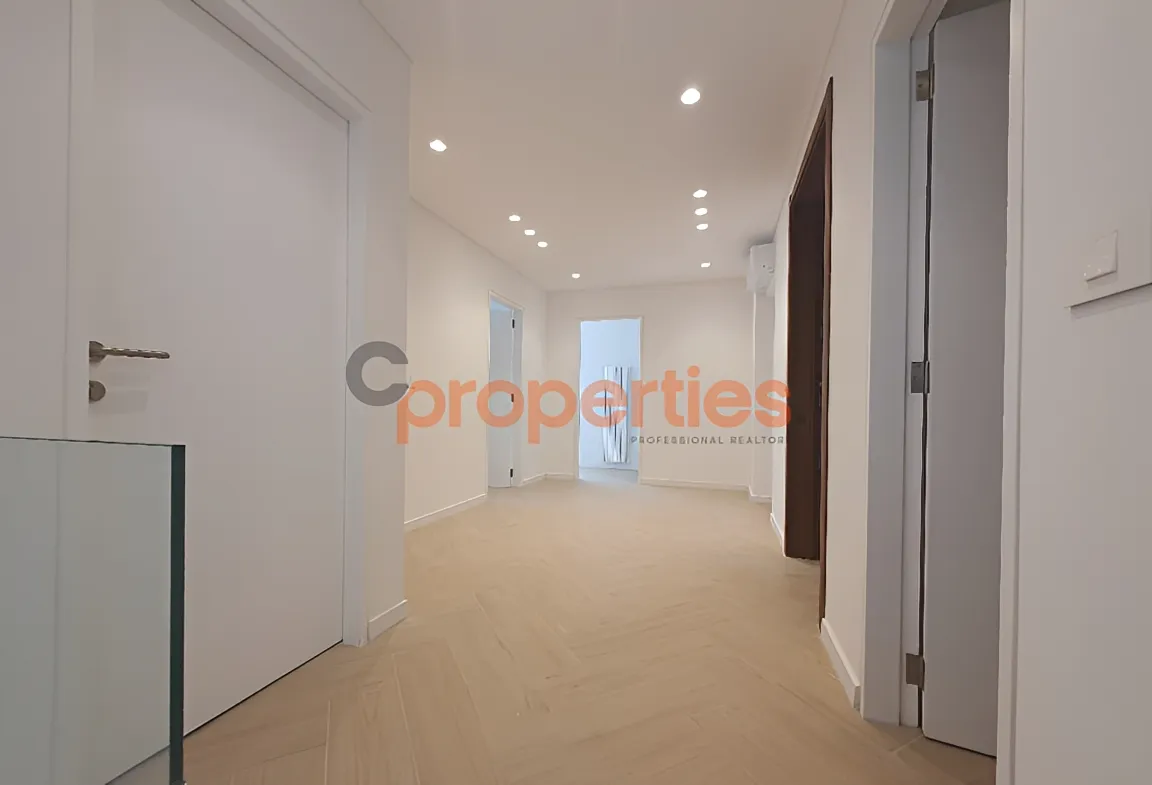 Apartment for Rent in Achrafieh - 3 bed, 5 bath
