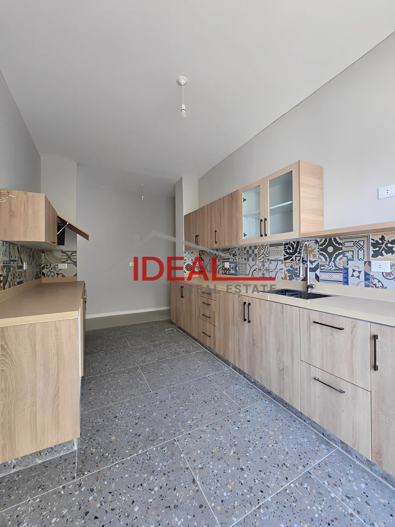 Apartment for Sale in Ain el remmeneh, baabda