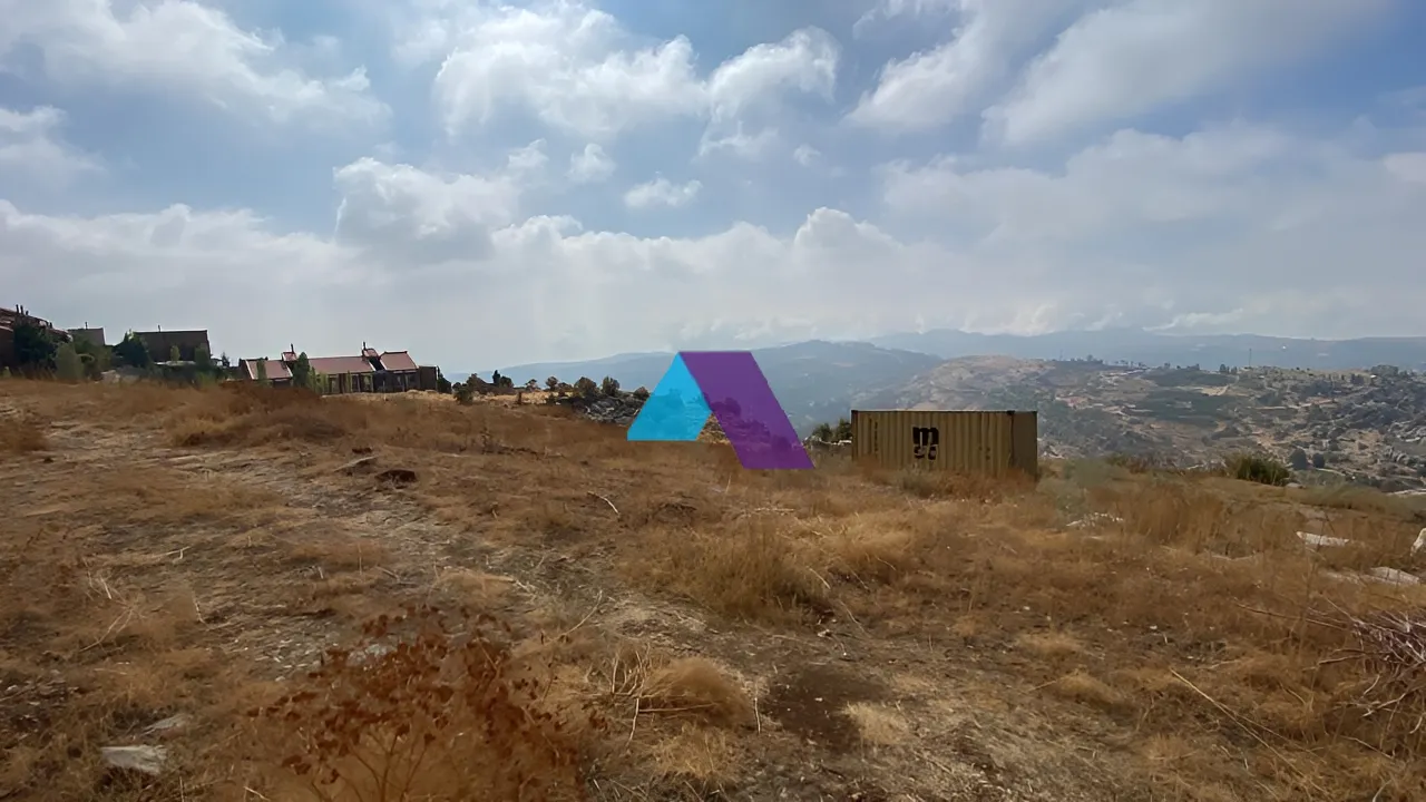 Land for Sale in Faqra
