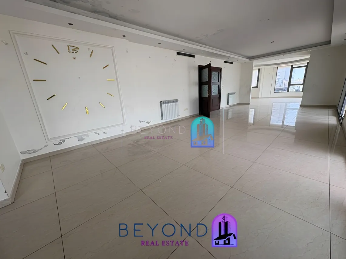 Apartment for rent in Kraytem, Beirut, Lebanon - 2 bed, 2 bath