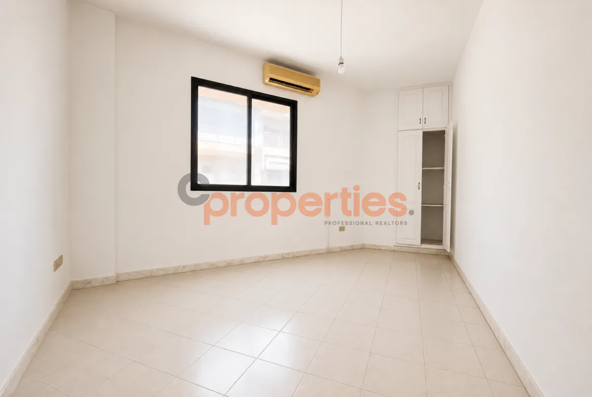Office for Sale in Ain Al Mraiseh