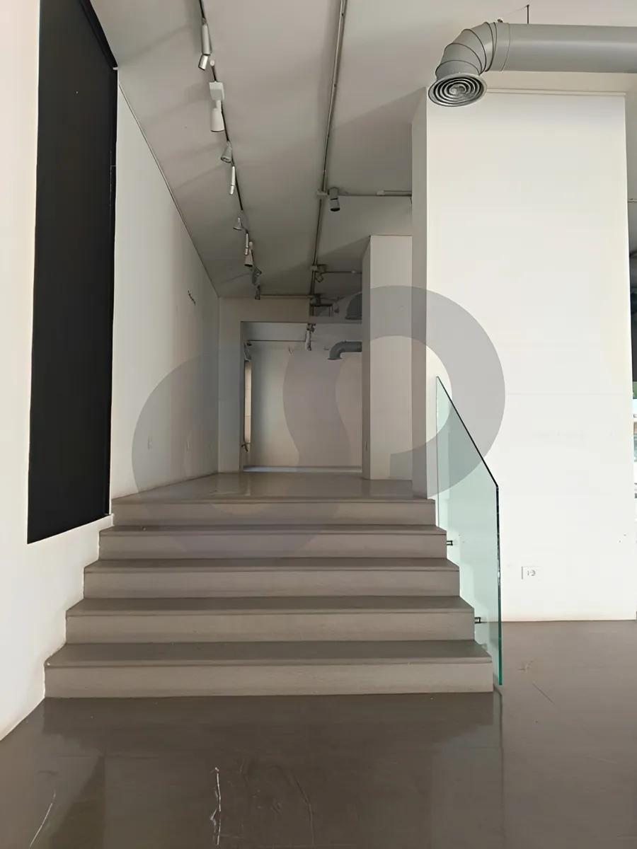 Shop for rent in Tabariss, Bayrut, Lebanon