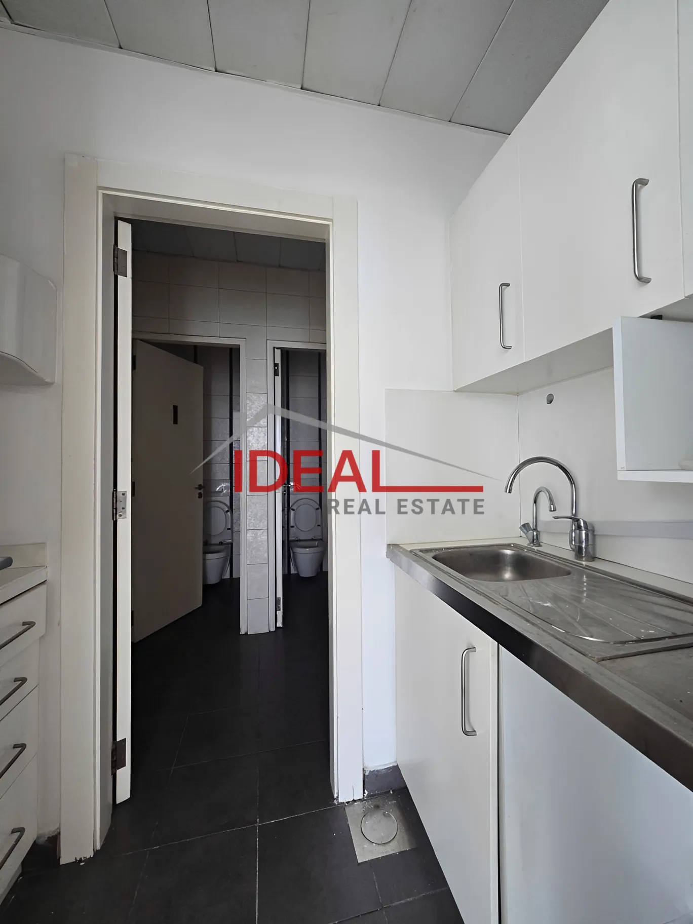 Office for rent in Horch Tabet, Lebanon
