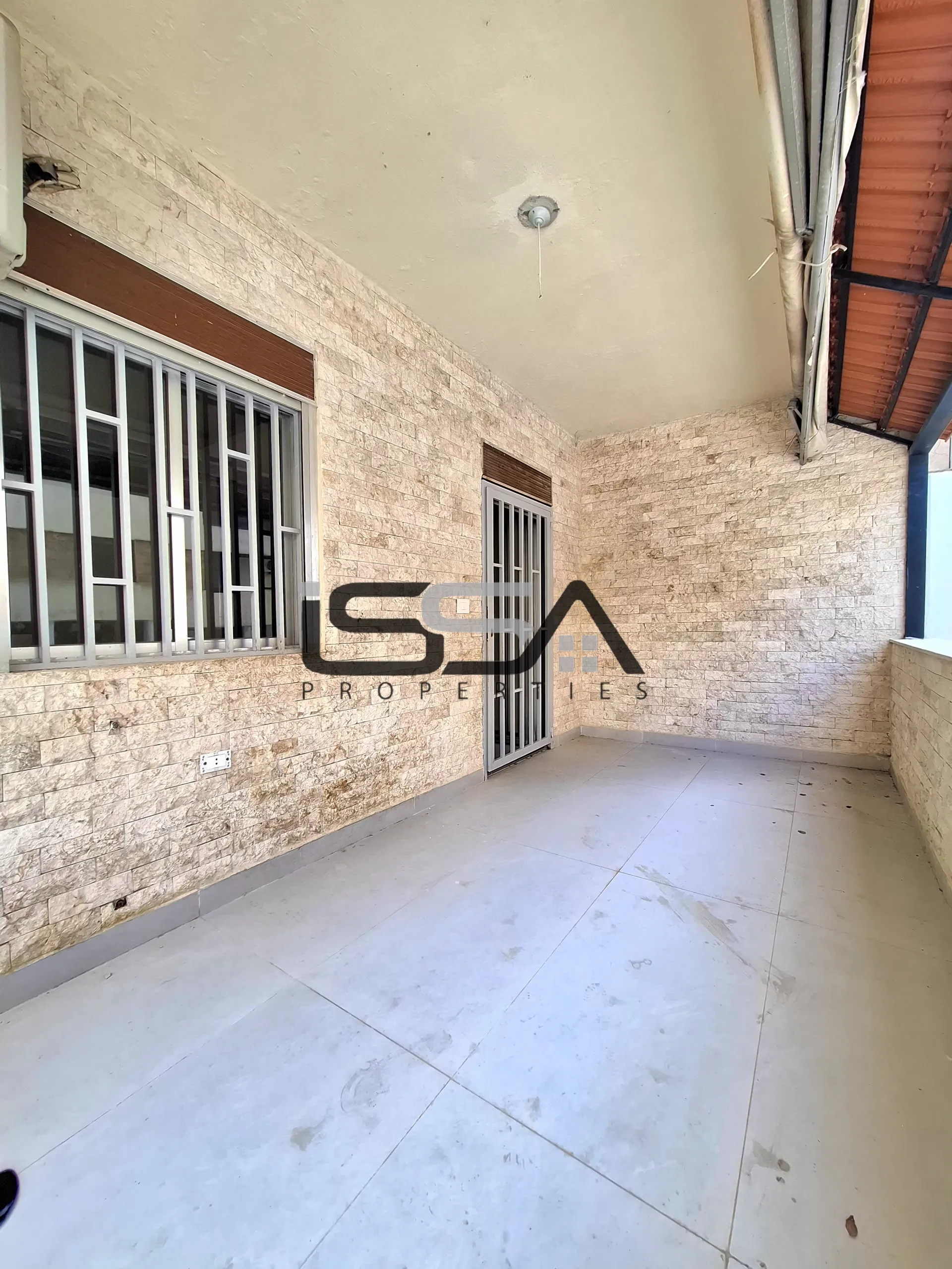 Apartment for sale in Ballouneh - 1 bed, 1.0 bath