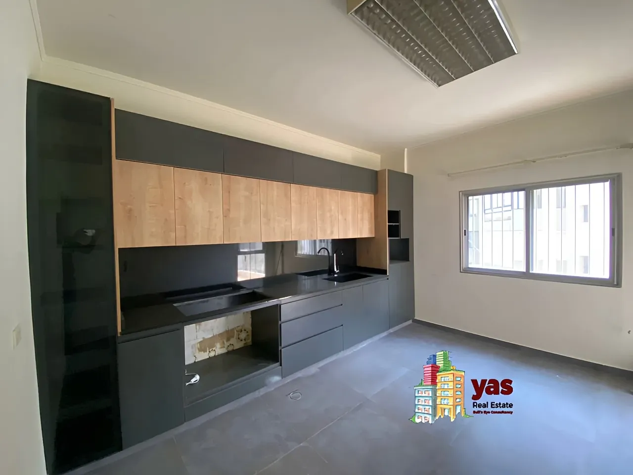 Apartment for Sale in Adonis