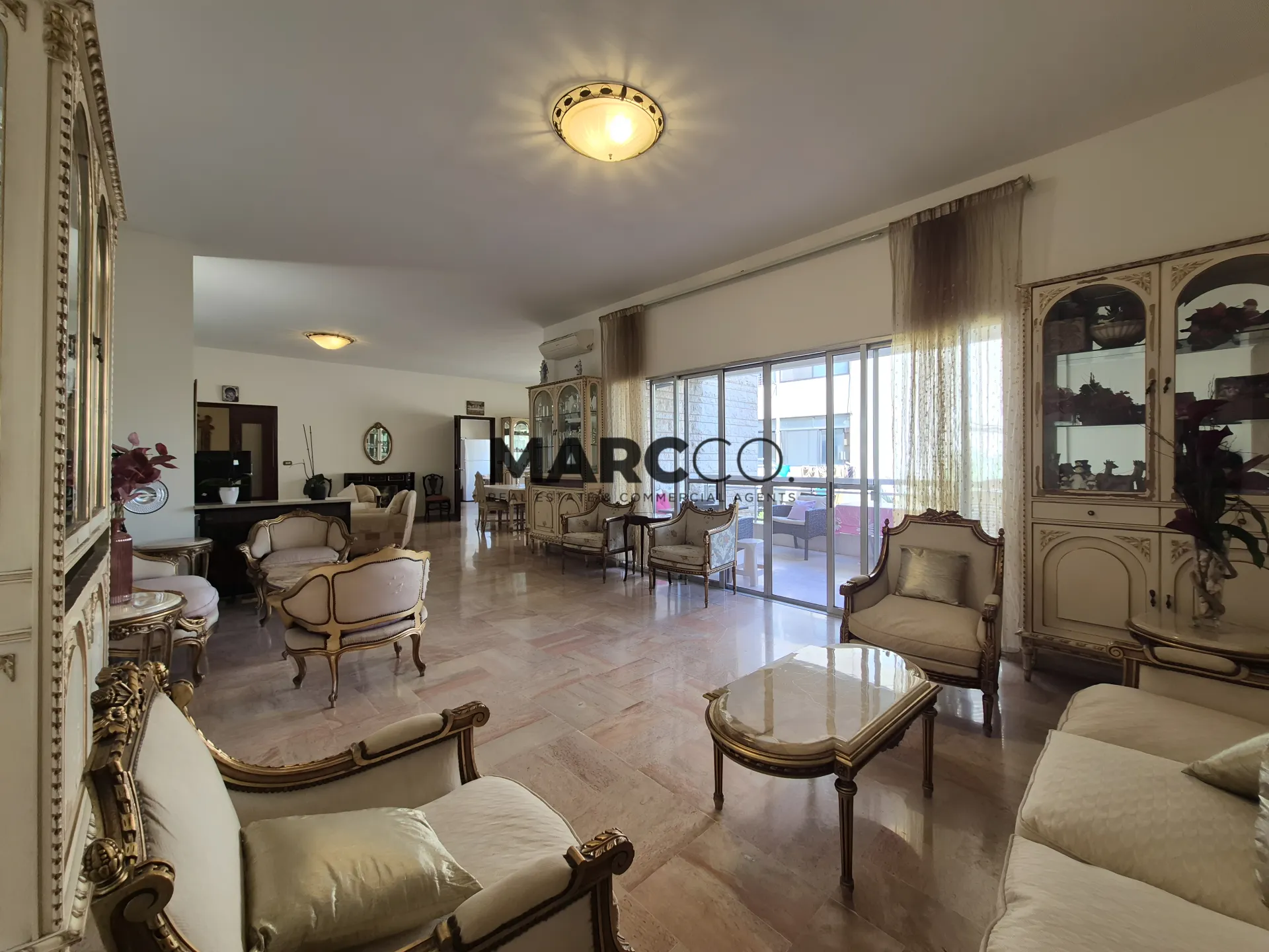 Apartment for sale in Mazraat Yachoua, Lebanon