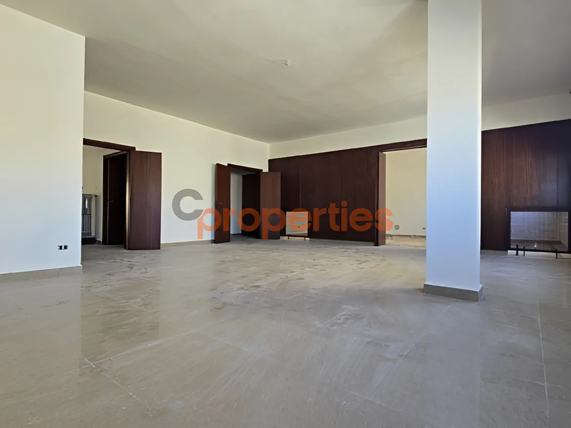 Apartment for Sale in Forn El Chebbak - 4 bed, 3 bath