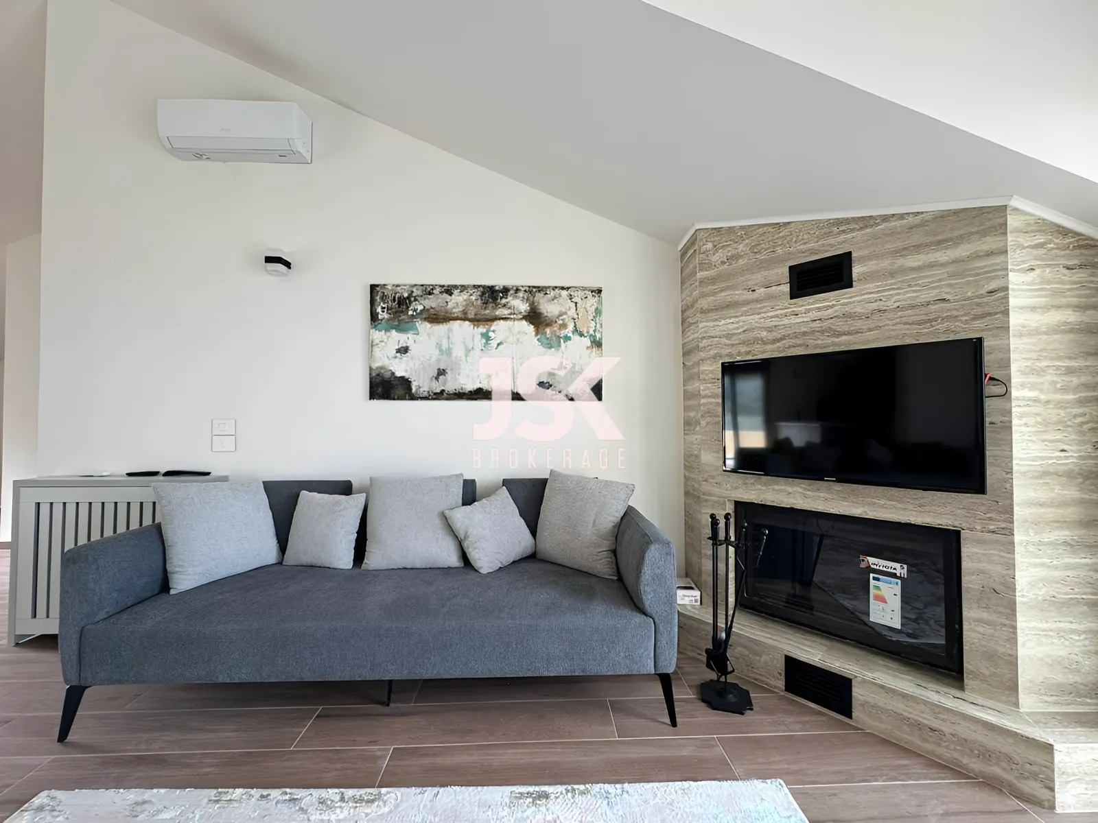 Apartment for Sale in Ain Saadeh