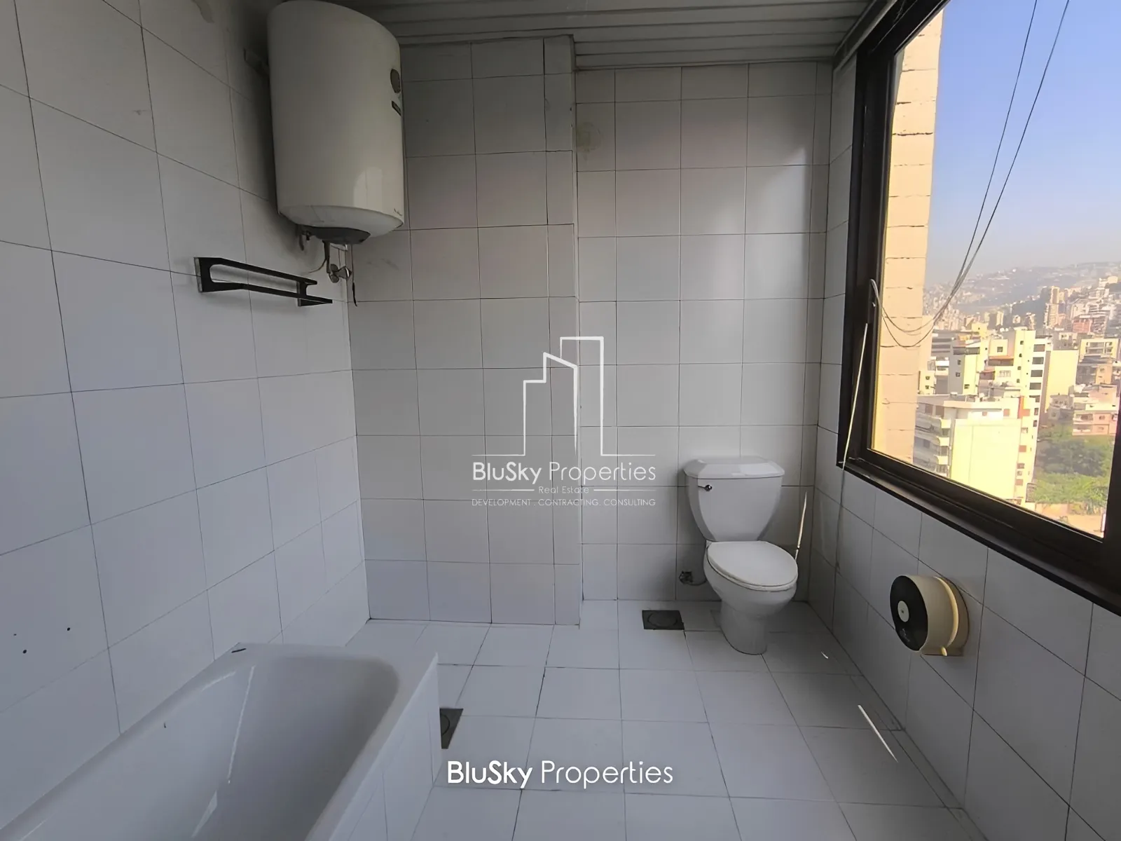 Office for sale in Zalka