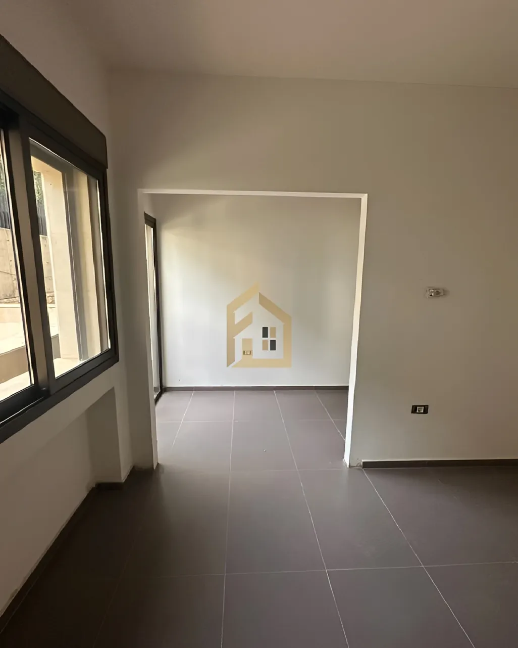 Apartment for sale in Mtayleb