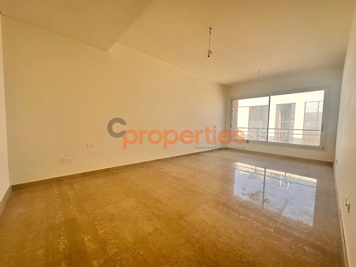 Apartment for sale in Ramleh Al Bayda, Beirut, Lebanon