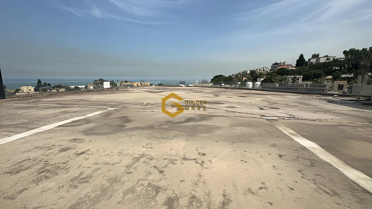 Commercial for rent in Dbayeh