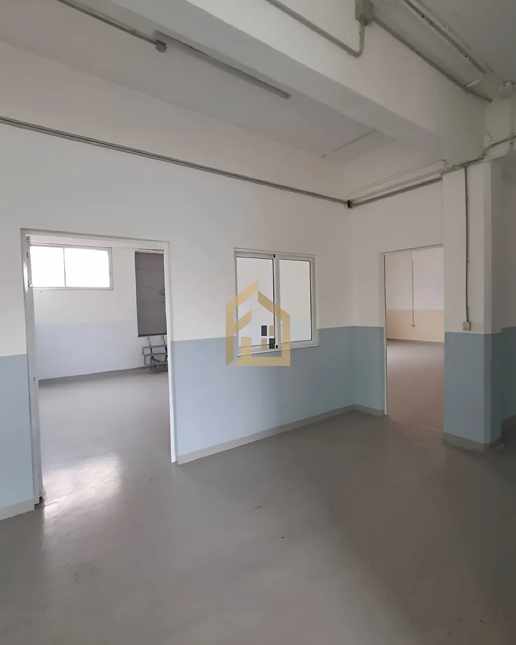 Warehouse for rent in Sin El Fil, Lebanon