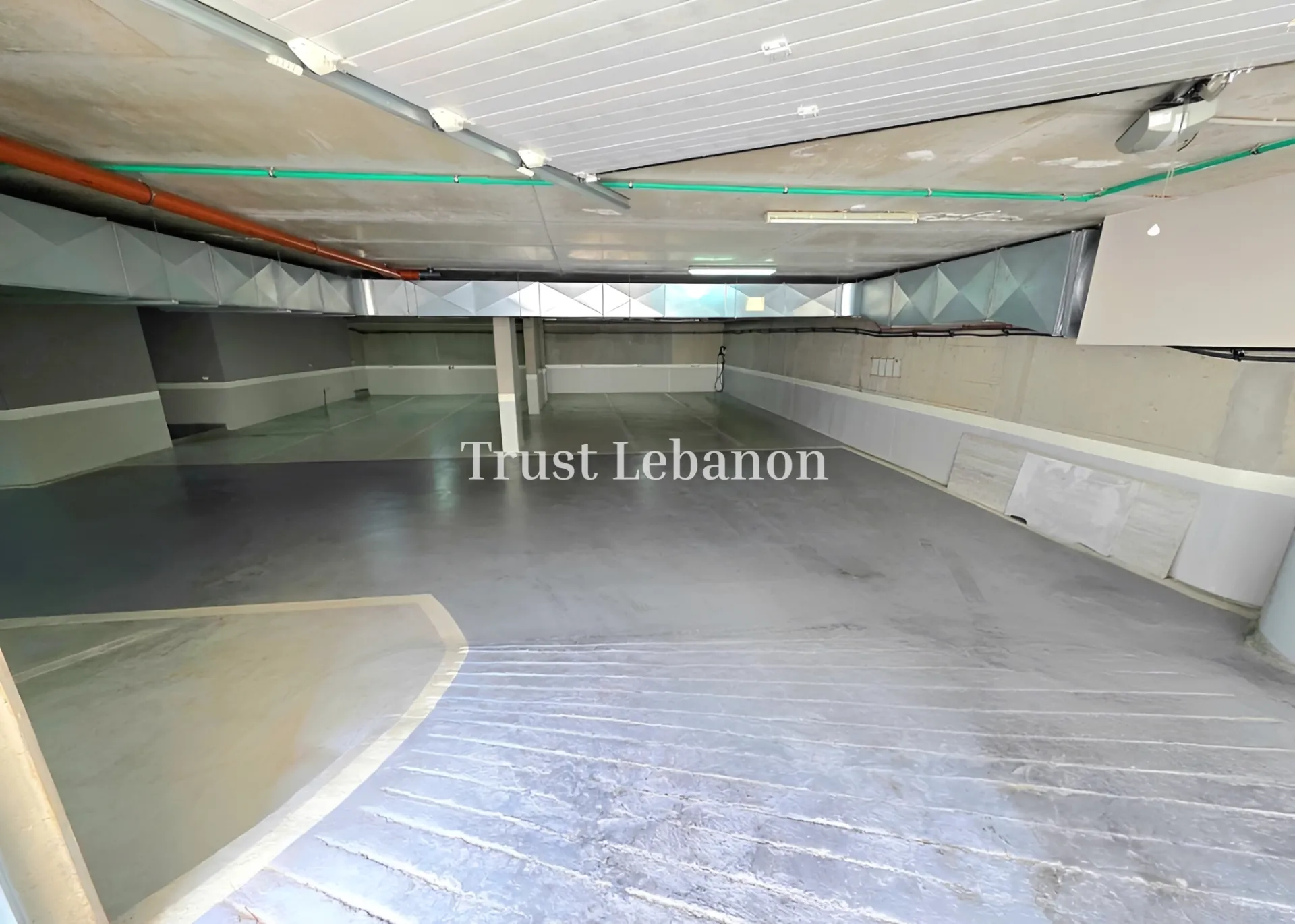 Office for rent in Dbayeh, Lebanon