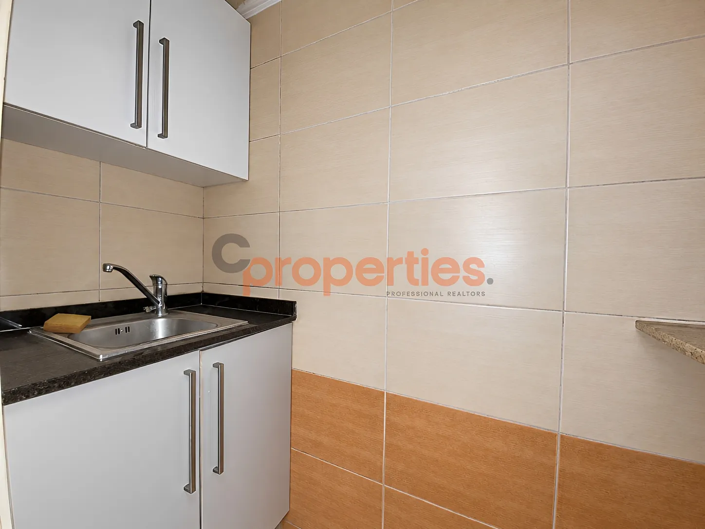 Shop for Rent in Zalqa
