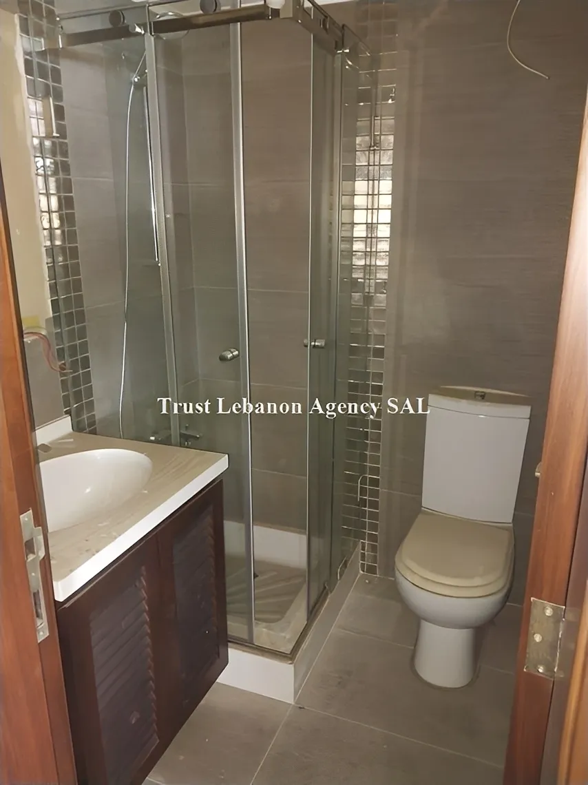Villa for Sale in Baabda, Araya