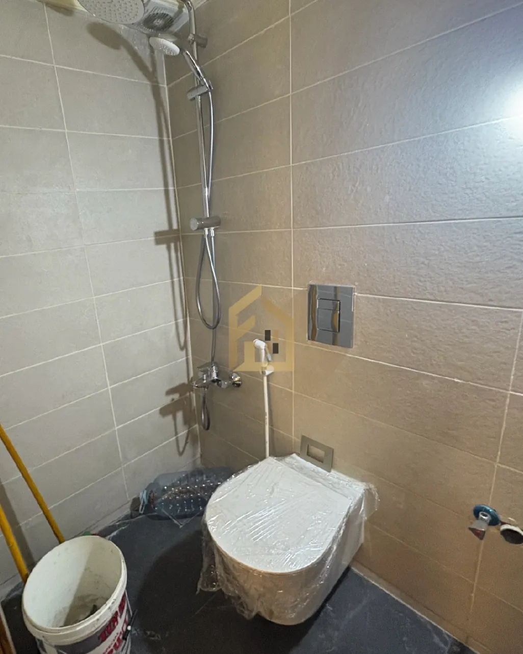 Apartment for sale in Bourj Abi Haydar, Beirut, Lebanon - 2 bed, 2 bath