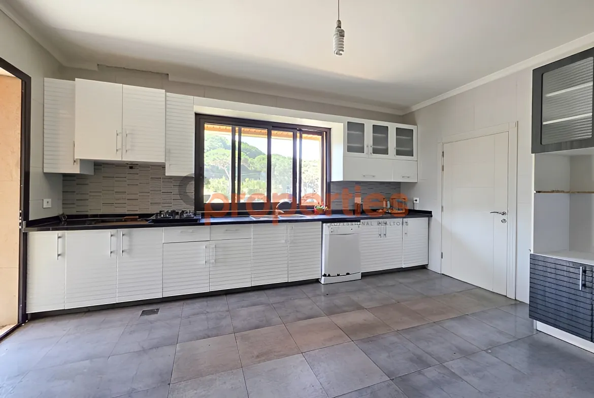 Apartment for Rent in Ain Saadeh