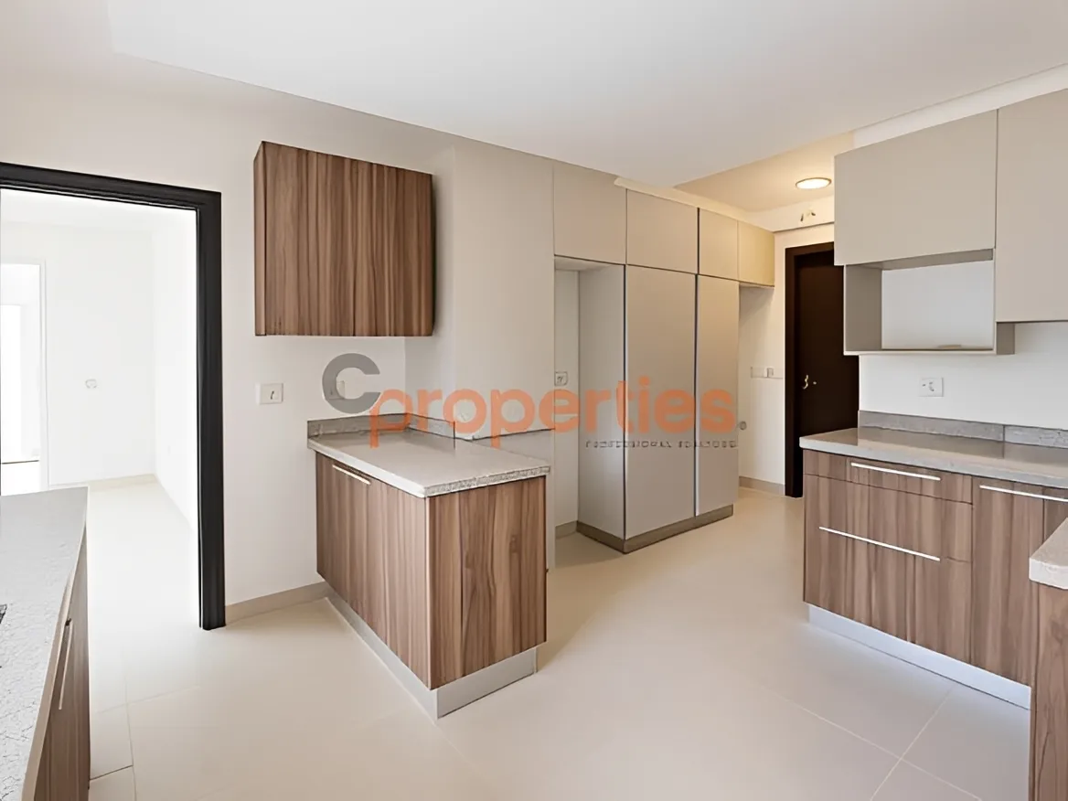 Apartment for Rent in Adma w Dafnah - 3 bed, 3 bath