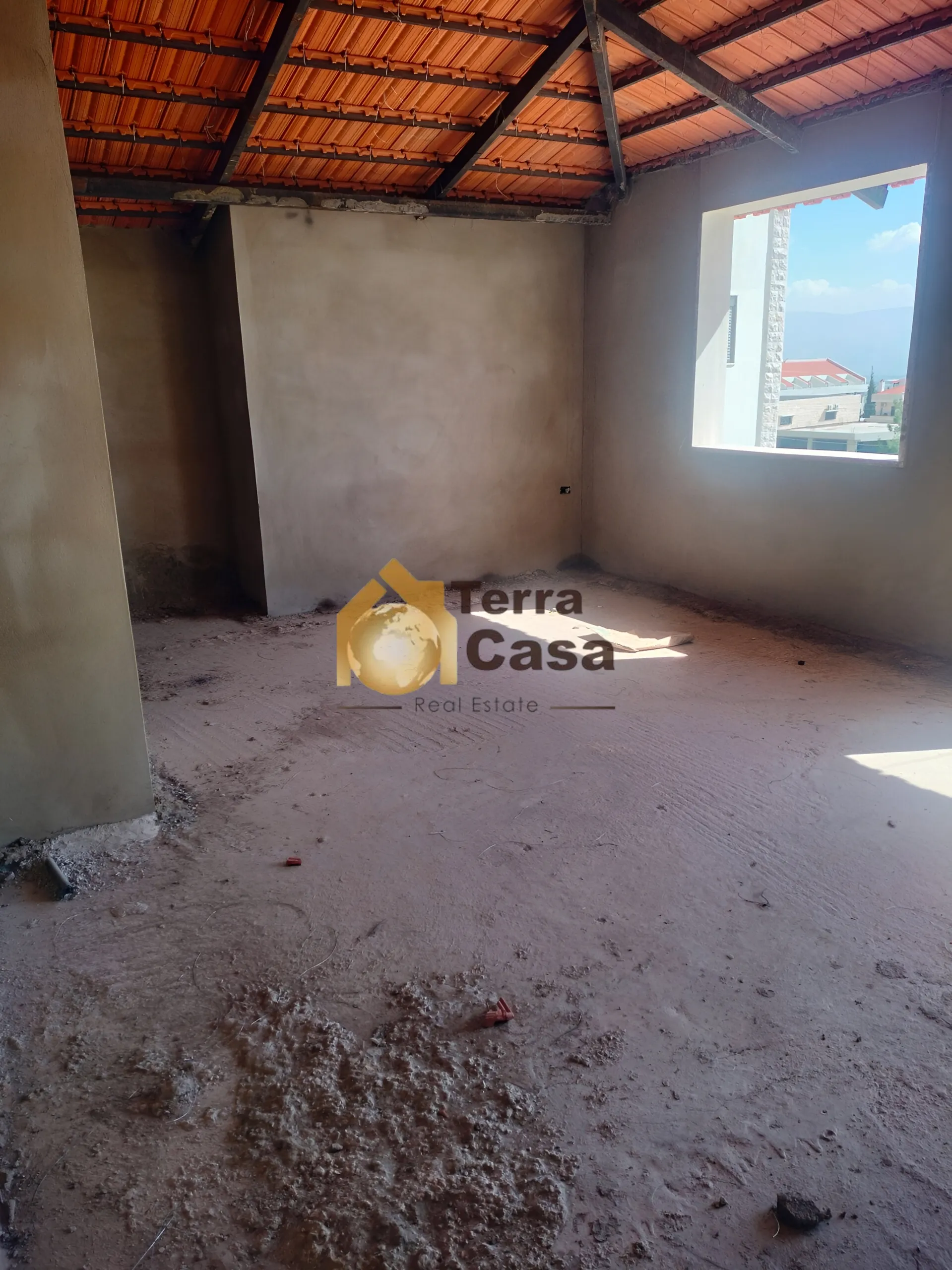 Apartment for Sale in Ksara Unfinished Roof - 3 bed, 3 bath