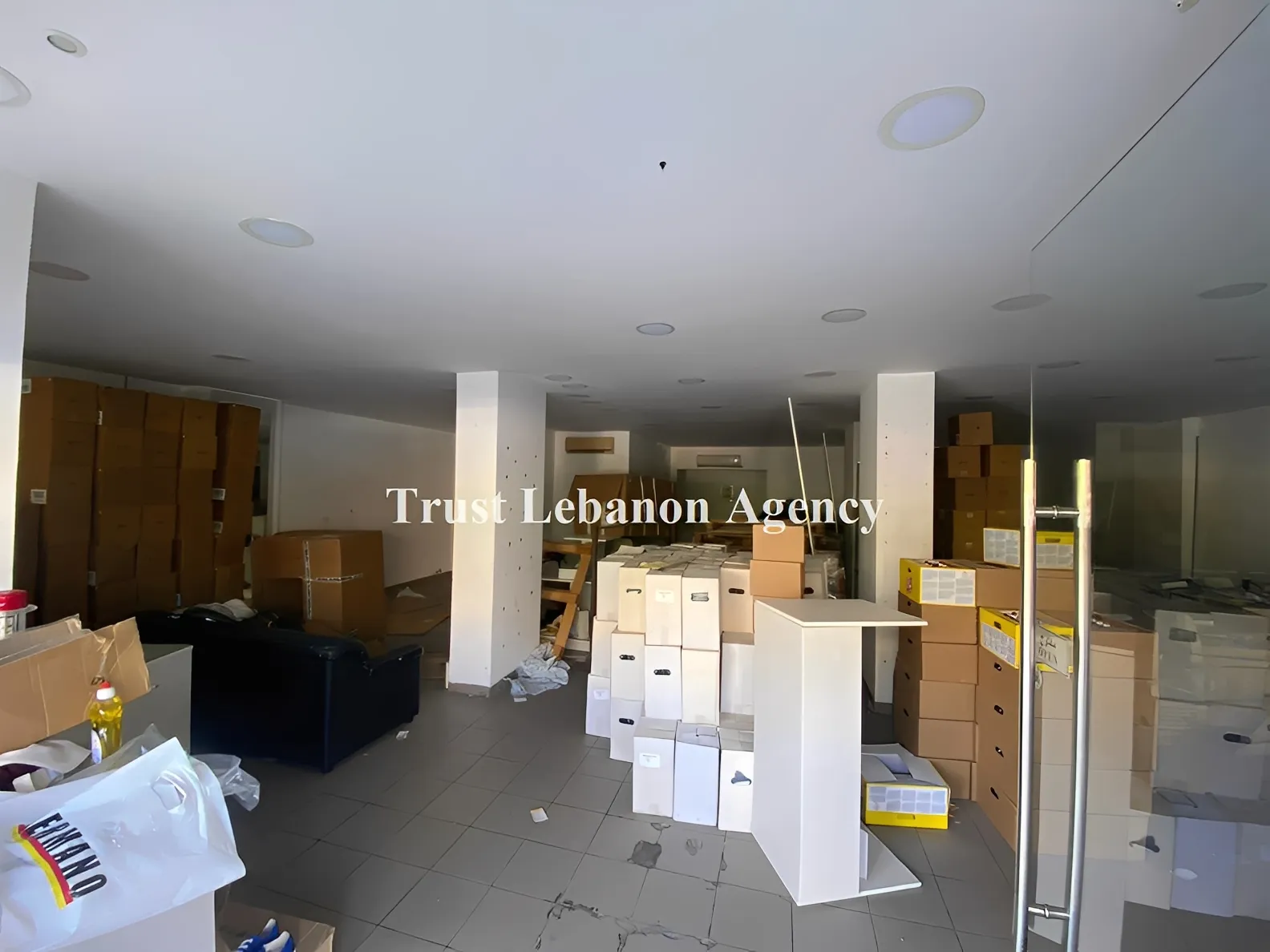 Shop for sale in Hamra