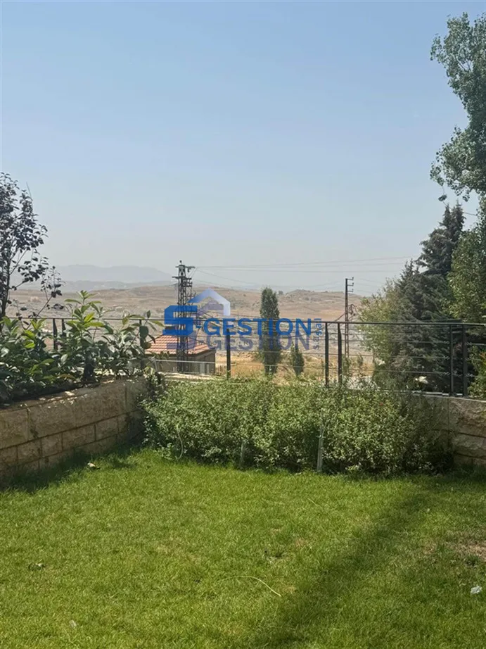 Apartment for Sale in Faqra
