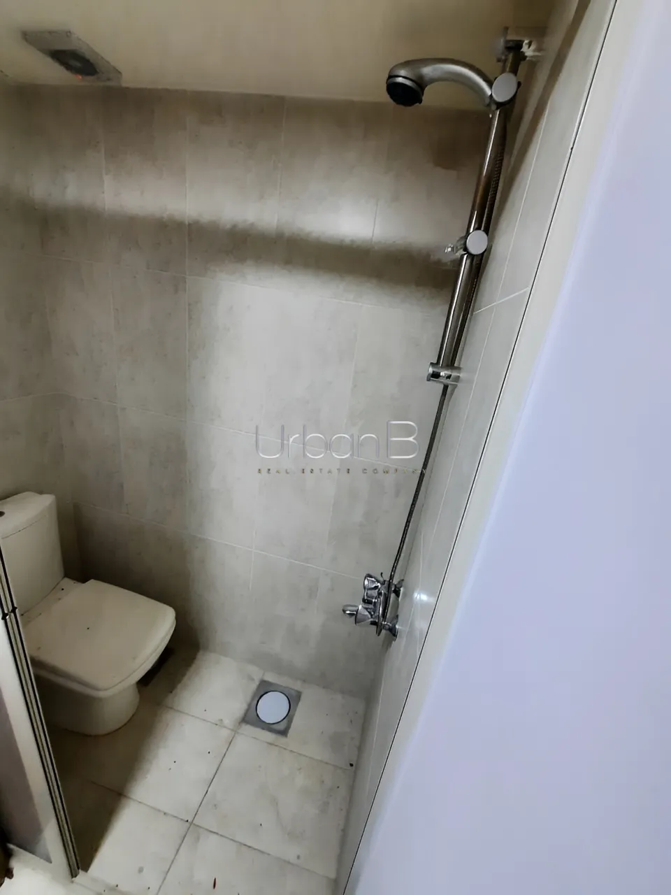 Office for rent in Dora, lebanon